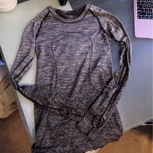 Lululemon Swiftly Tech Long Sleeve